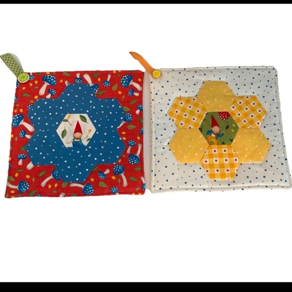 2 Quilted Fabric Pot Holder Trivets Hot Pad Hand Made Gnome Mushroom Polka Dot - Picture 1 of 10